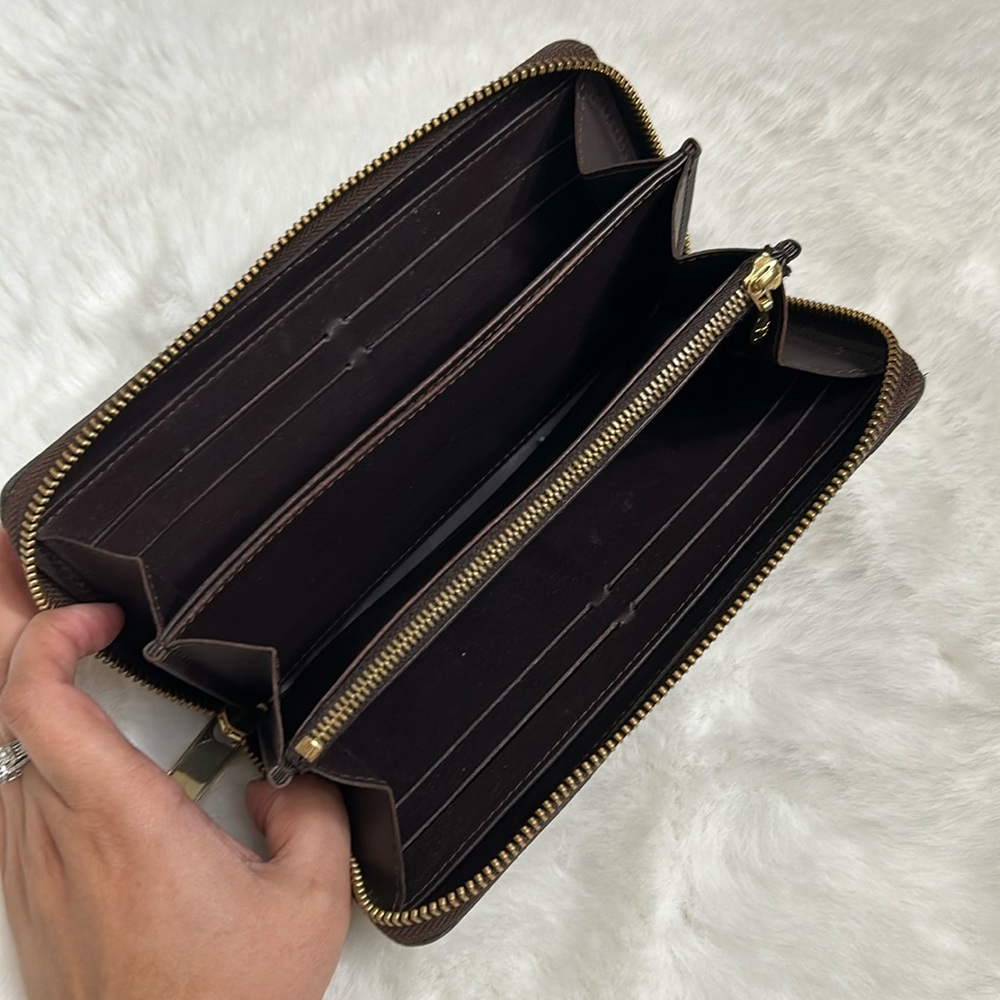 Louis Vuitton Monogram Vernis Amarante zippy wallet - Picture 7 of 13